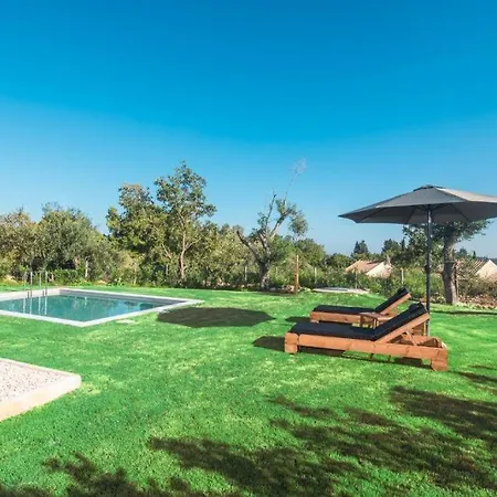 Villa Brand New Breathtaking Twostory Luxury