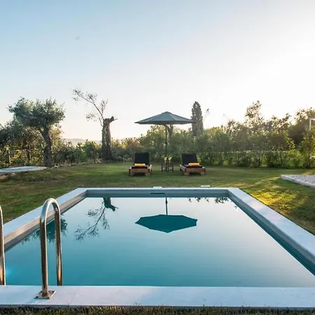 Villa Brand New Breathtaking Twostory Luxury *