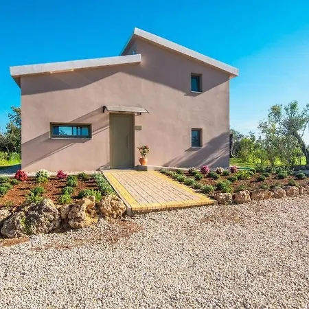 Brand New Breathtaking Twostory Luxury Villa *