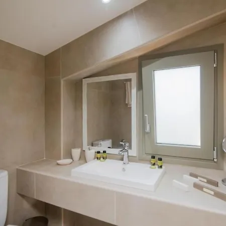 Brand New Breathtaking Twostory Luxury *