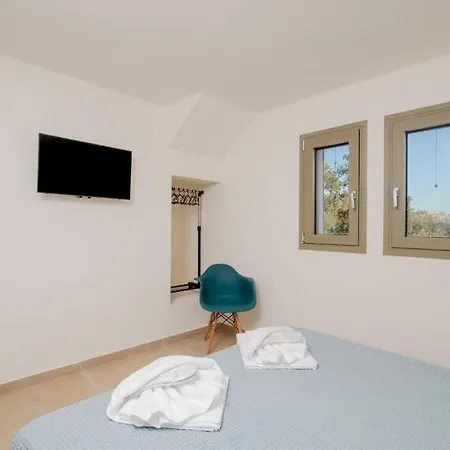 Brand New Breathtaking Twostory Luxury * Áno Korakiána